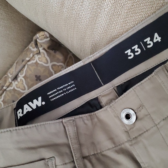 EUC Khaki color Cargo - Picture 7 of 7